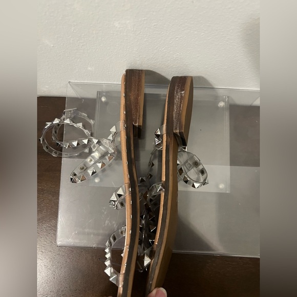 Steve Madden Tan Sandals with Silver Studs - Picture 13 of 13
